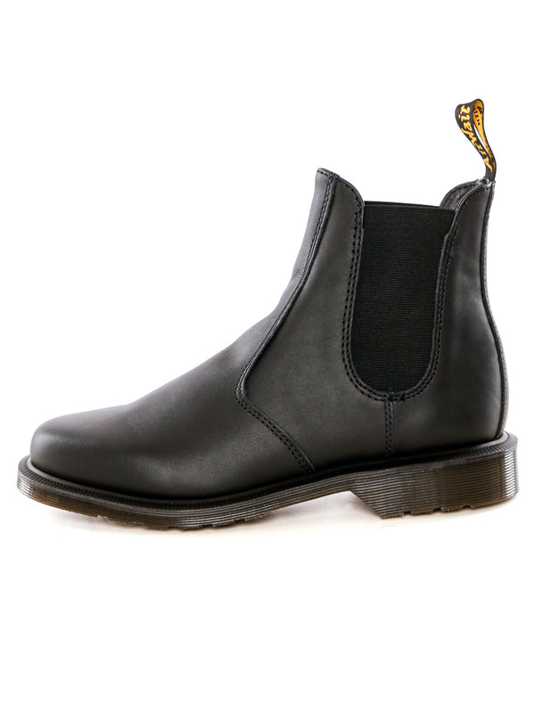 Laura dr martens online